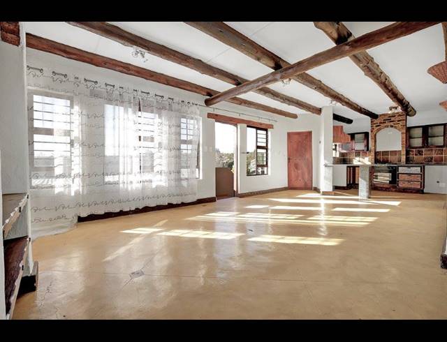 2 BEDROOM TOWNHOUSE RENTED IN NORTH RIDING